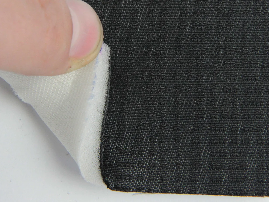 Тканина для сидінь автомобіля, колір чорний, на поролоні і сітці (для центральної частини) товщина 4мм детальна фотка