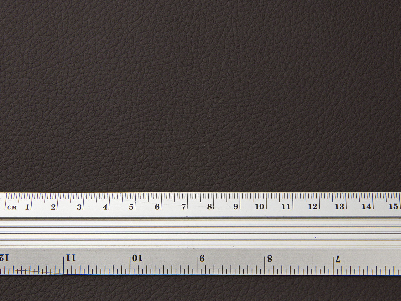 Автомобильный кожзам 9164, цвет кофейный, матовый, на тканевой основе (ширина 1,37м) Турция детальная фотка