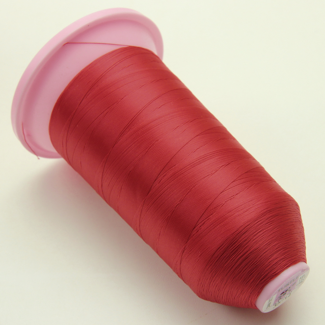 Нитка TURTLE (Туреччина) №30 колір 35712 для оверлоку, червоний, довжина 2500м. детальна фотка