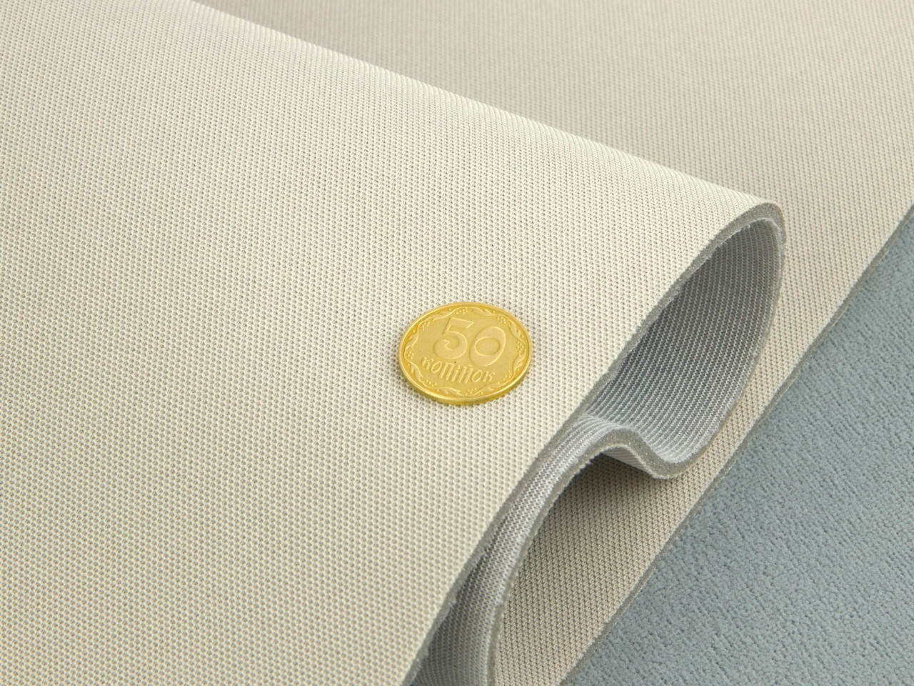 Автоткань потолочная Lacost D58, цвет светло-серый на поролоне, толщина 4мм, ширина 170см, Турция детальная фотка