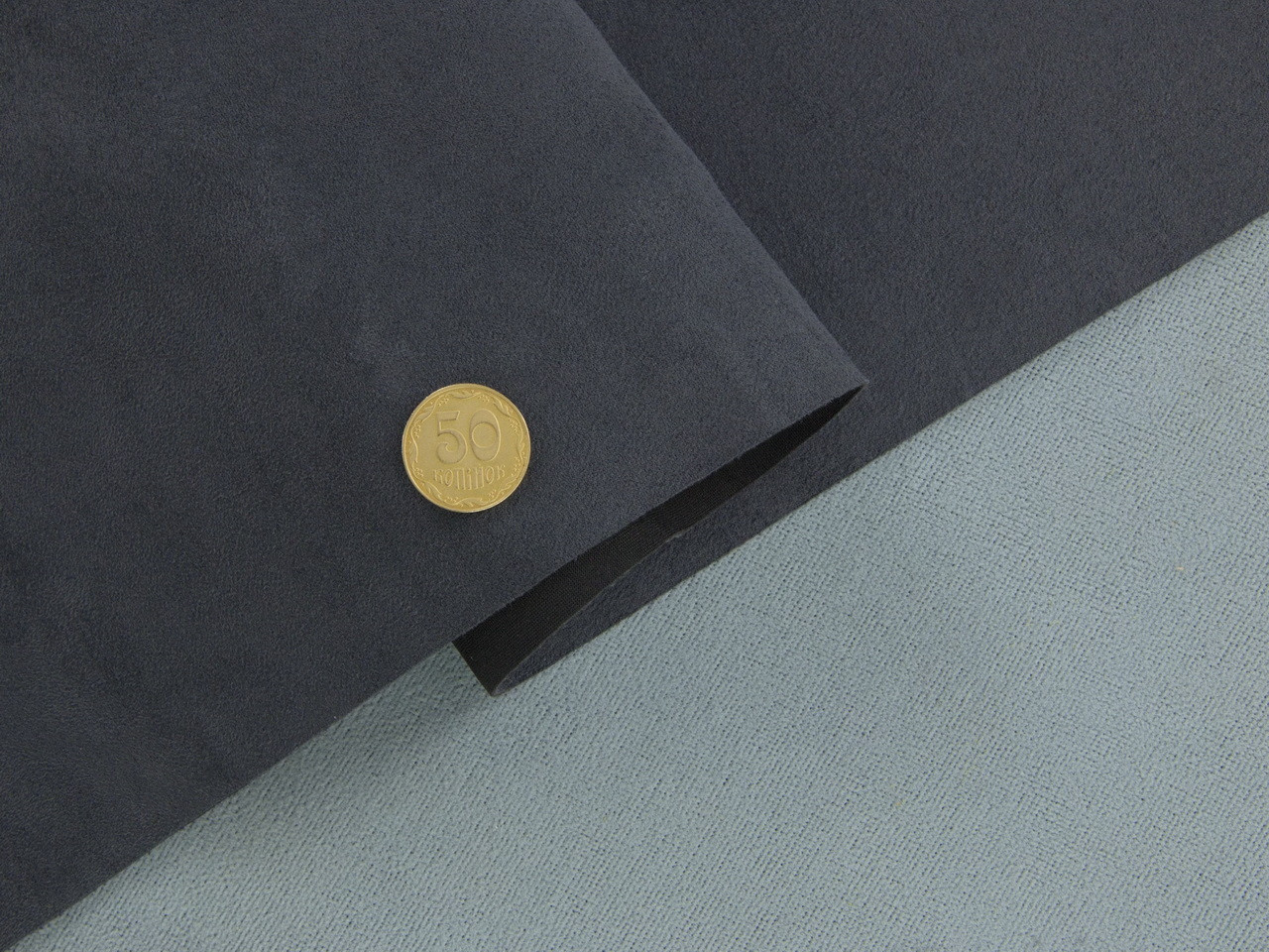 Алькантара Lycra 16017 темно-серая, без основания, ширина 150см (Турция) детальная фотка