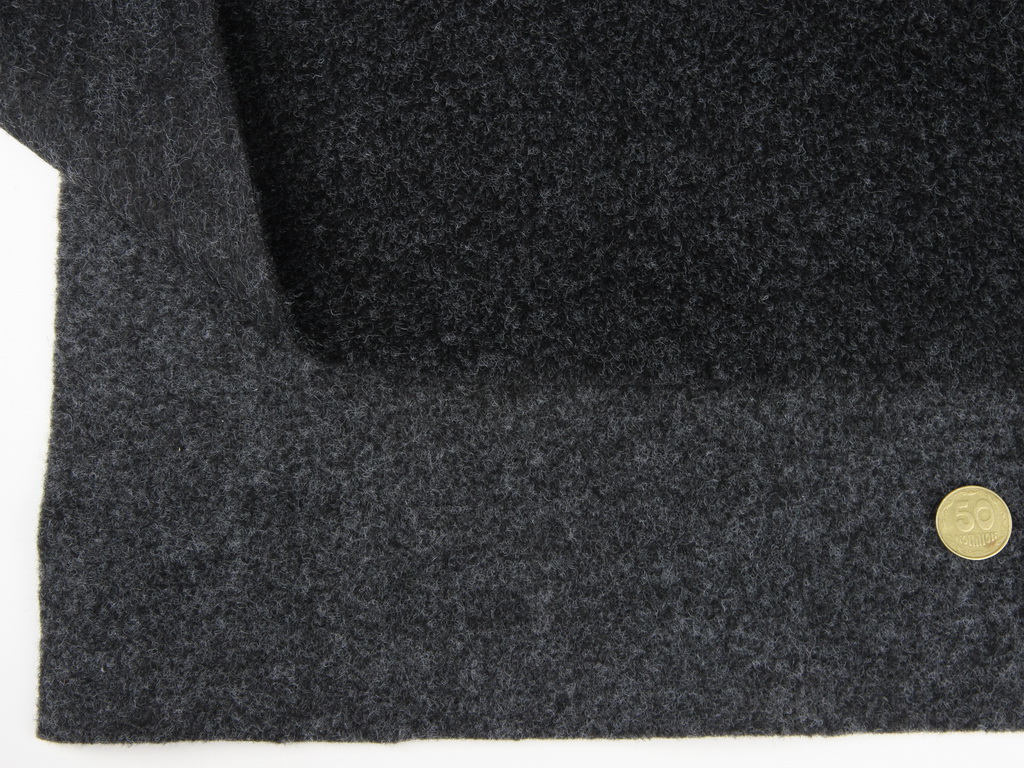 Авто ковролін тягучий, темно-сірий (графіт) ширина 1,70 метра, товщина 5 мм (Польща) детальна фотка