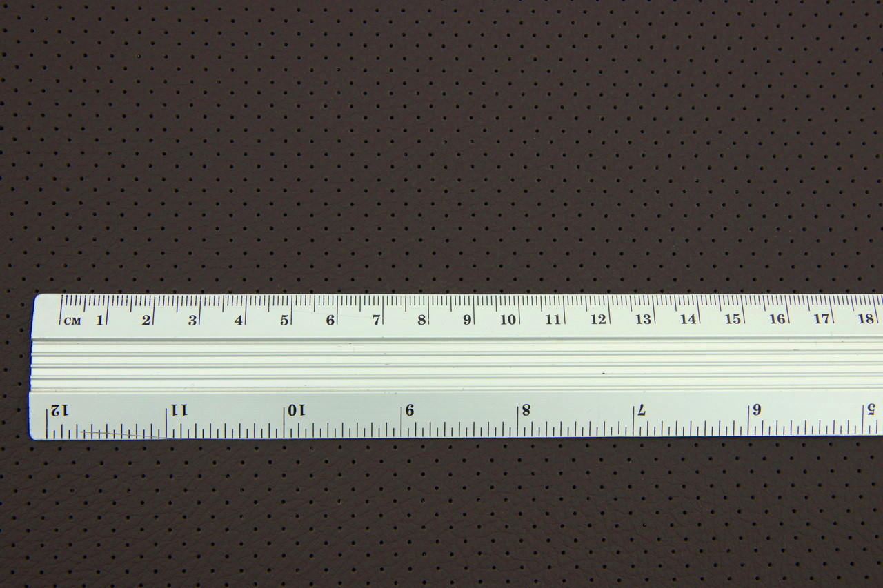 Автомобильный кожзам перфорированный 9164p, цвет кофейный, матовый, на тканевой основе (ширина 1,37м) Турция детальная фотка