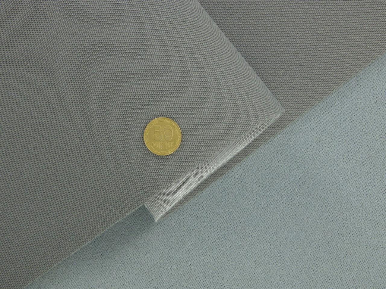 Автоткань потолочная KL-57 оригинальная на поролоне с сеткой, цвет темно-серый, толщина 3мм ширина 167см детальная фотка