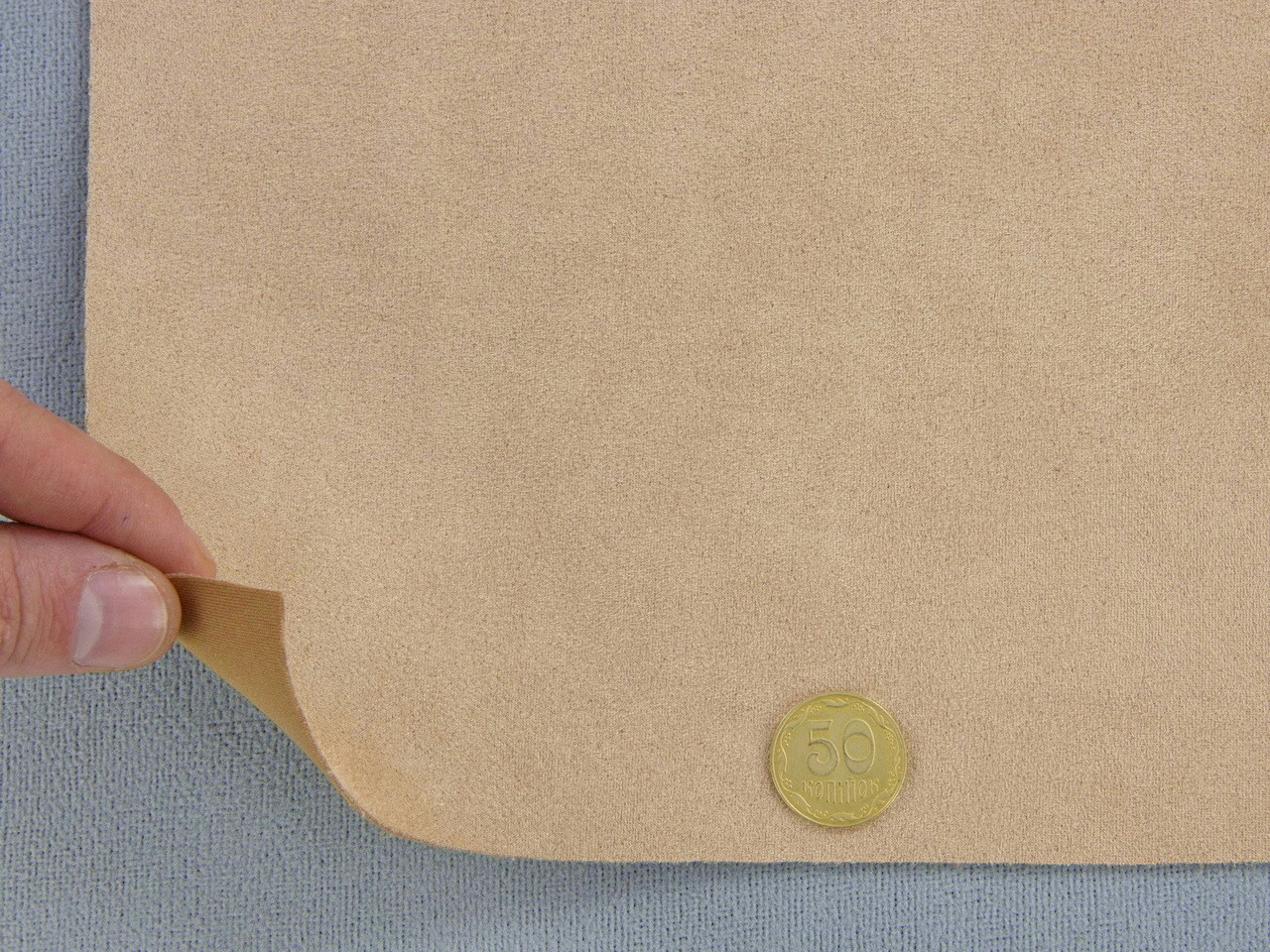 Алькантара Lycra 16018 бежевая, без основания, ширина 150см (Турция) детальная фотка