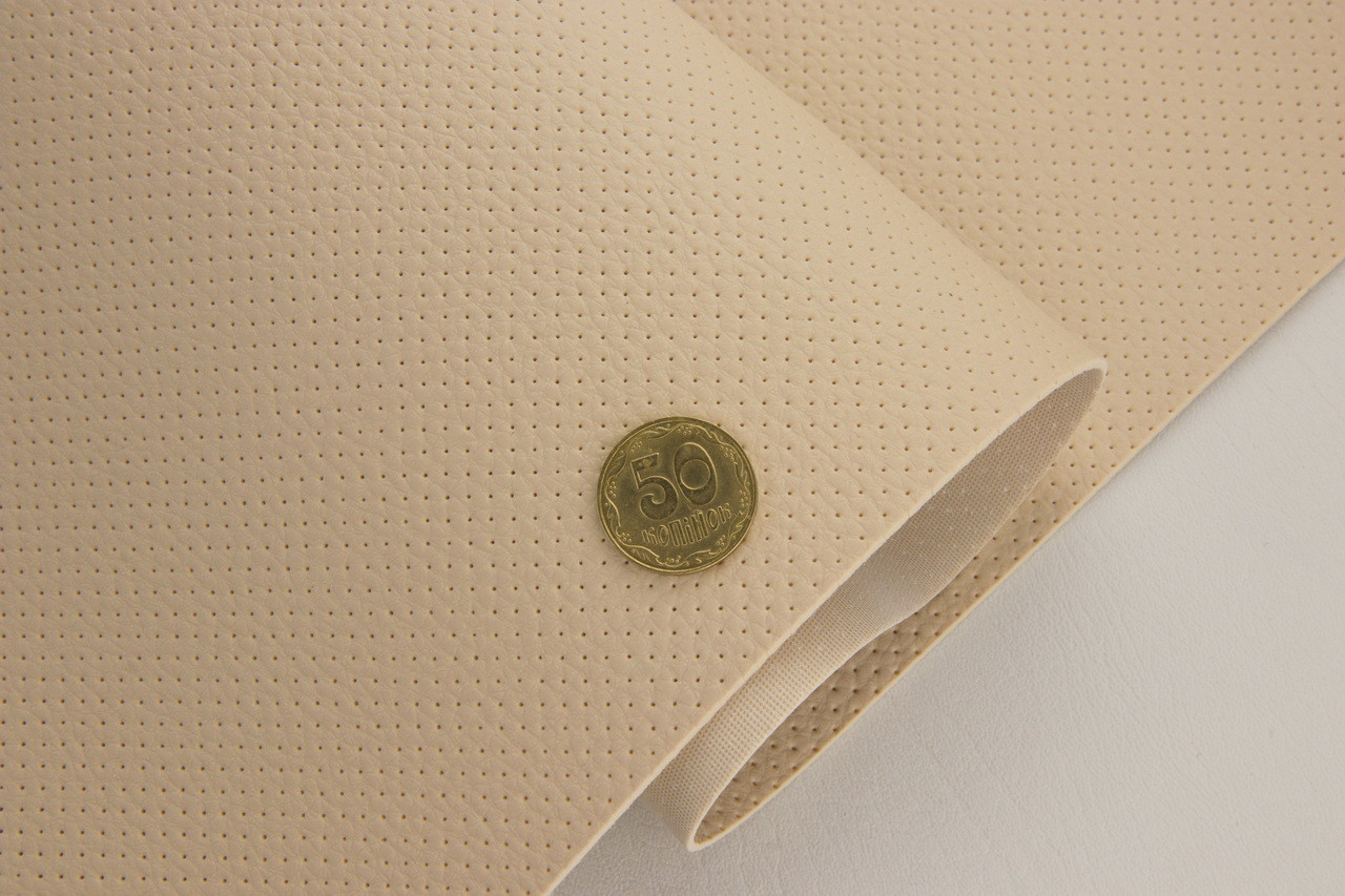 Термовинил светло-бежевый (текстура) псевдо-перфорированный для перетяжки руля, дверных карт, стоек на каучуковой основе (tk-5) детальная фотка