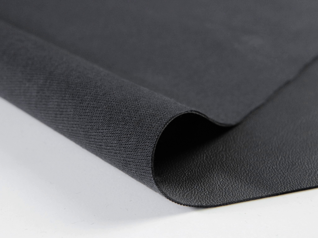 Биэластик тягучий черный гладкий (bl-10) для перетяжки дверных карт, стоек, airbag и вставок детальная фотка