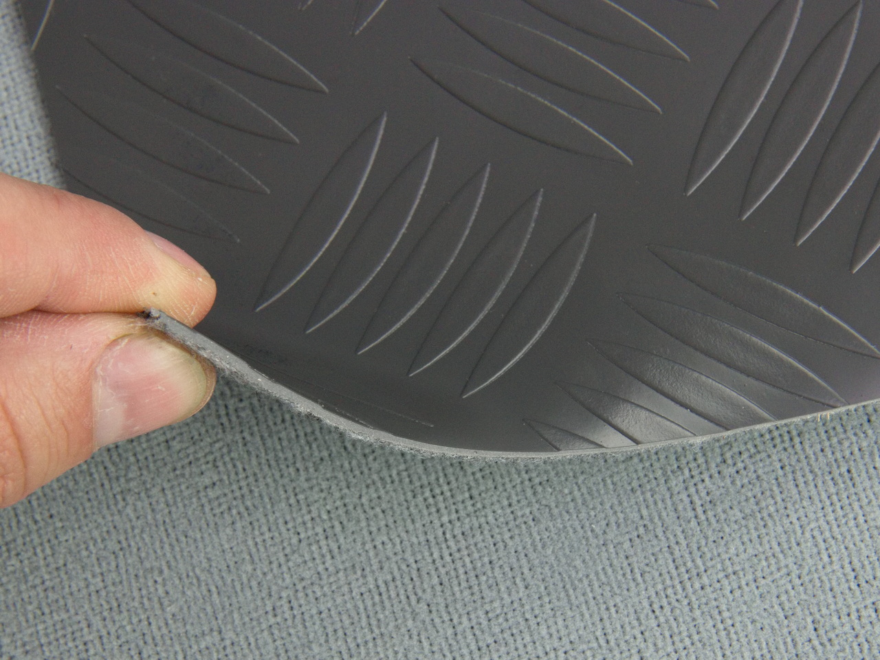 Автолинолеум, автолин серый "Мега"(Mega), толщина 1.6мм, ширина 1.8 м., линолеум автомобильный, Турция детальная фотка