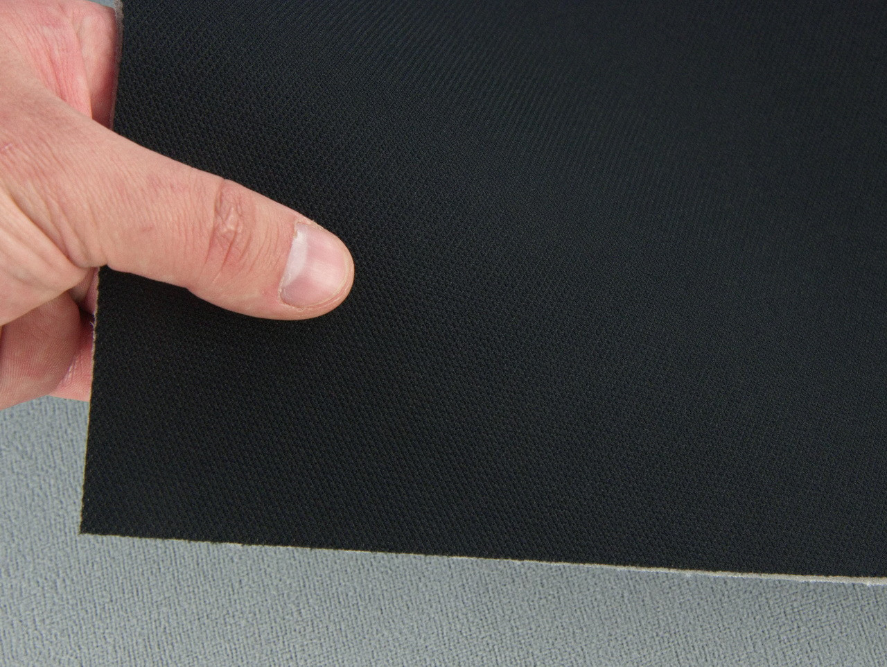 Автоткань потолочная сетчатая Zeus 158, цвет черный, на поролоне 3мм с сеткой, ширина 1.7м, Турция детальная фотка