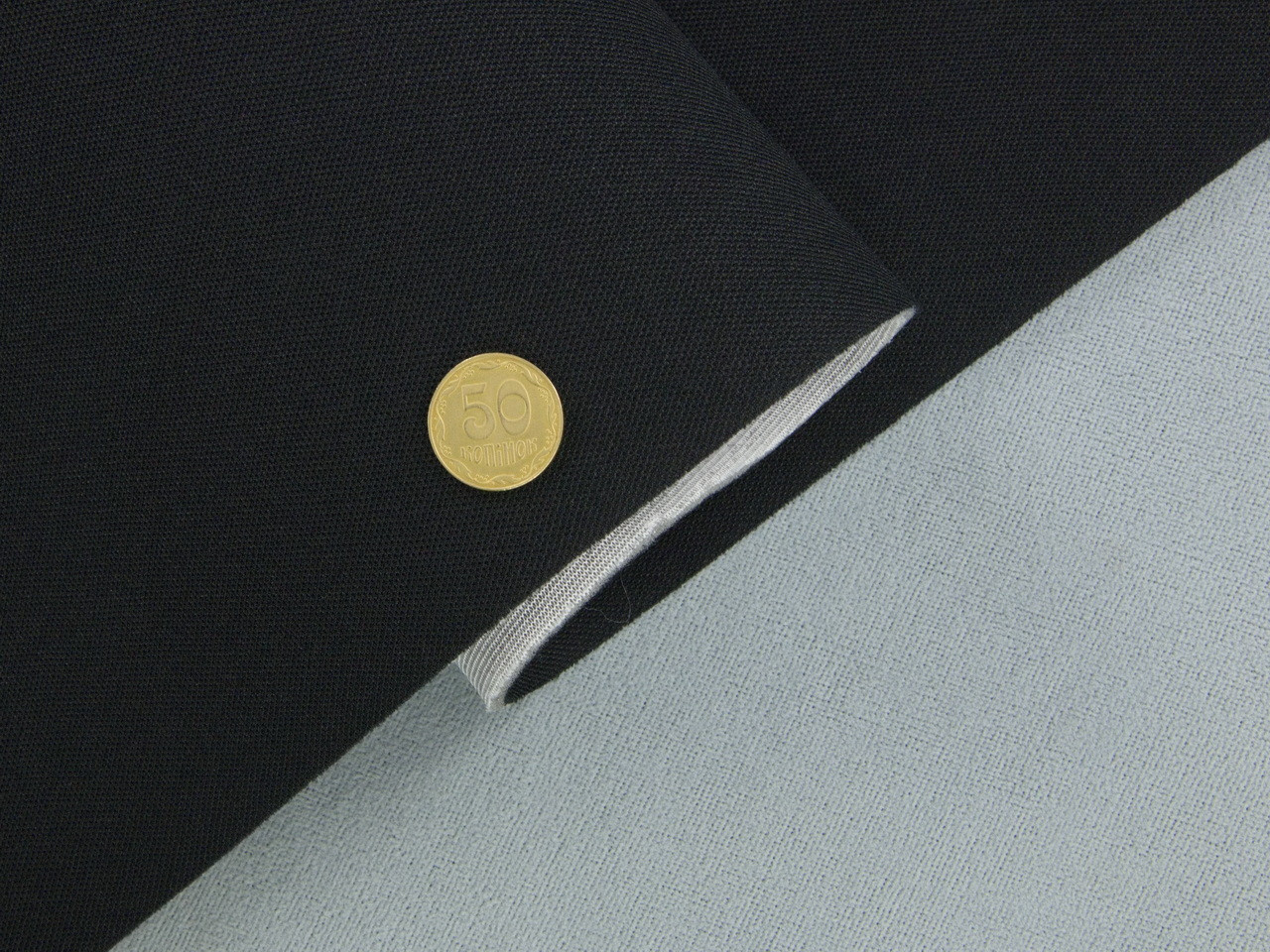 Автоткань потолочная KL-71 оригинальная на поролоне с сеткой, цвет черный, толщина 3мм ширина 167см детальная фотка