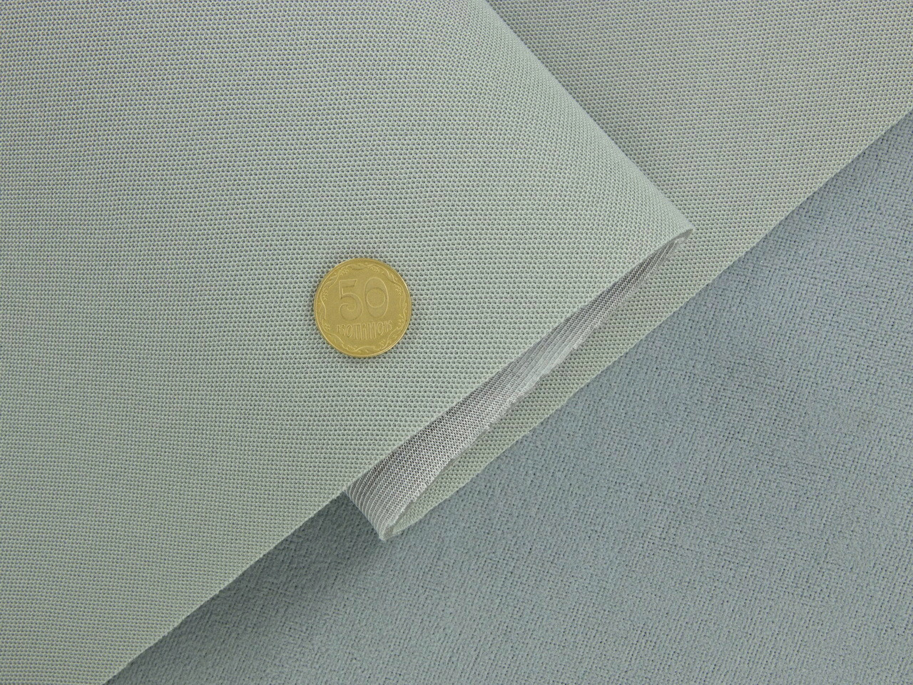 Автоткань потолочная KL-62 оригинальная на поролоне с сеткой, цвет светло-серый (теплый), толщина 3мм ширина 167см детальная фотка