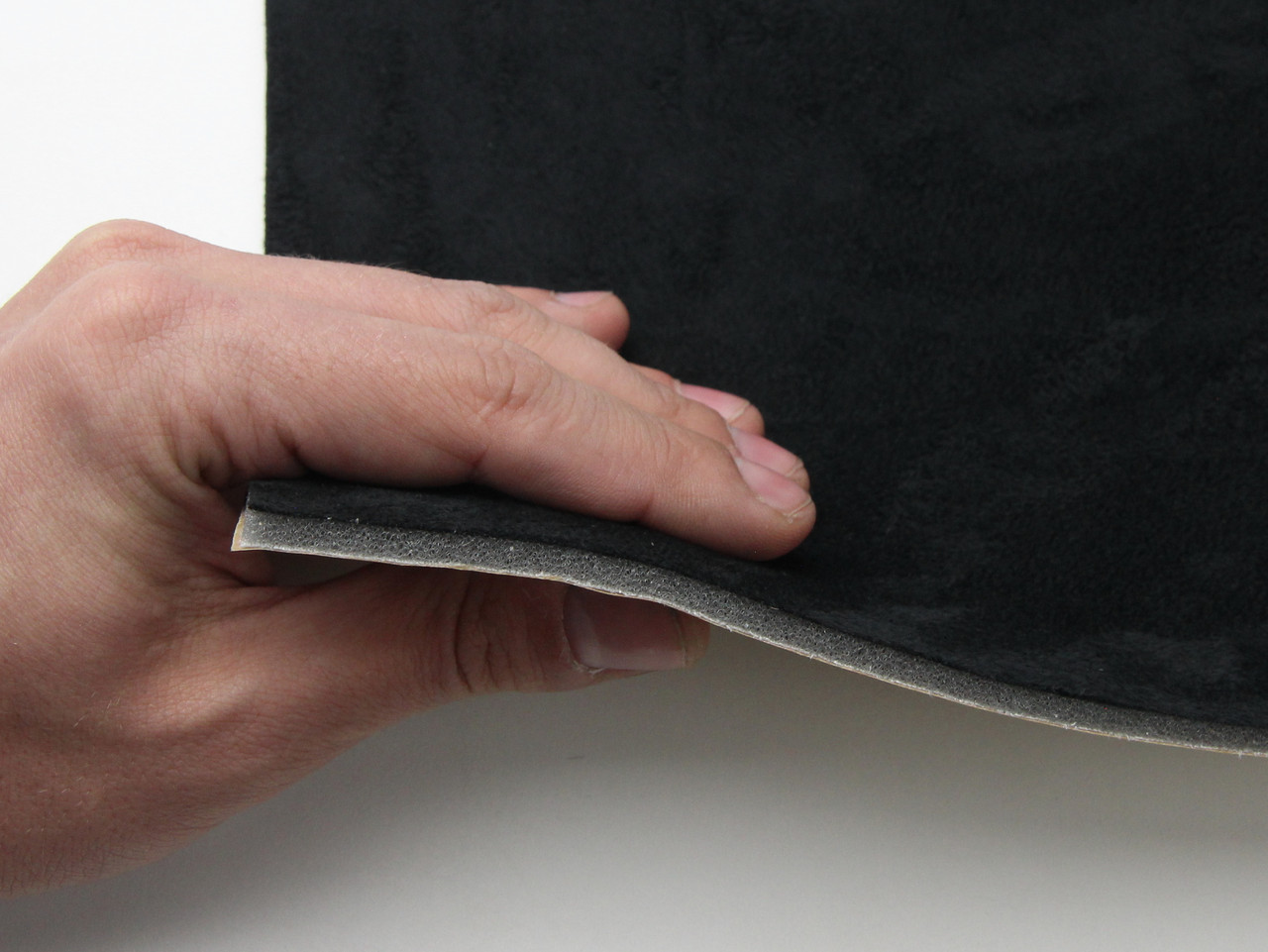 Автоткань самоклейка Антара, цвет черный, на поролоне и сетке, толщина 4мм, лист, Турция детальная фотка