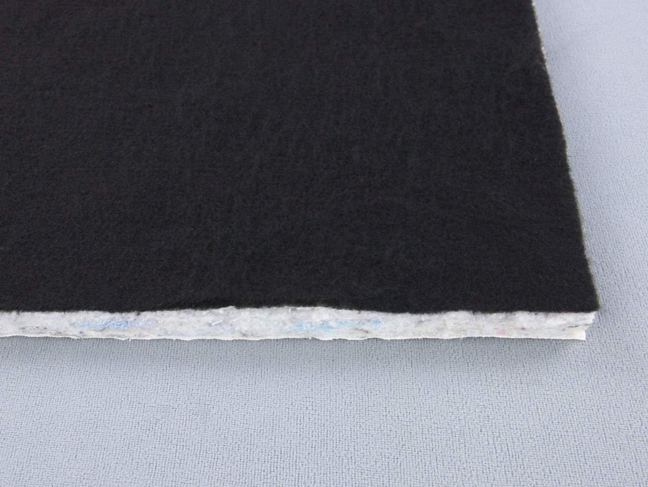 Шумо-звукоизоляция NV-12K войлочная, ламинированная нетканкой, толщина 1.2 см, самоклейка детальная фотка