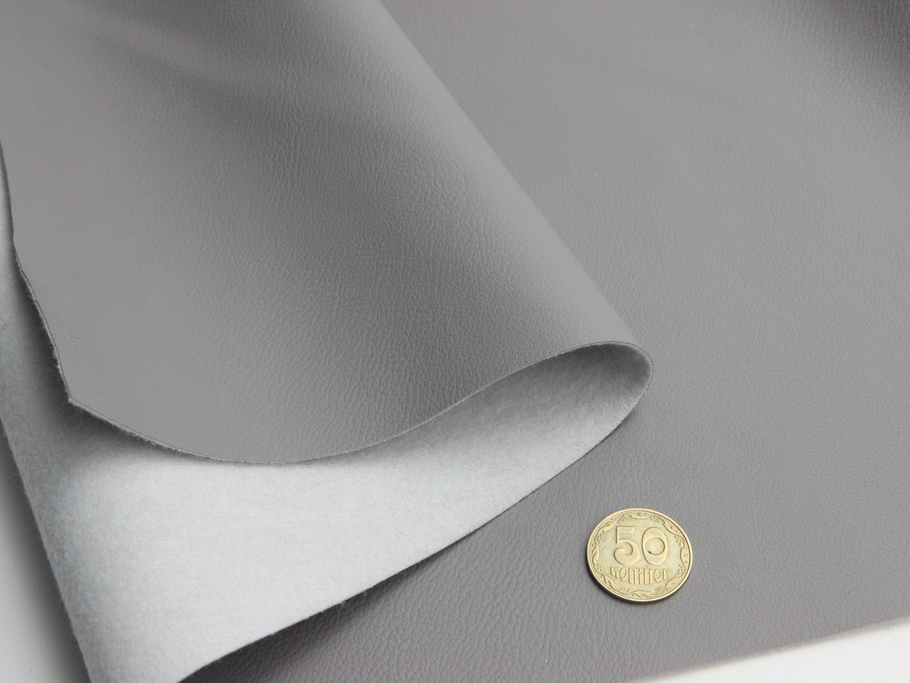 Биэластик тягучий | серый Maldive 955 для перетяжки дверных карт, стоек, airbag и вставок, ширина 1.40м детальная фотка