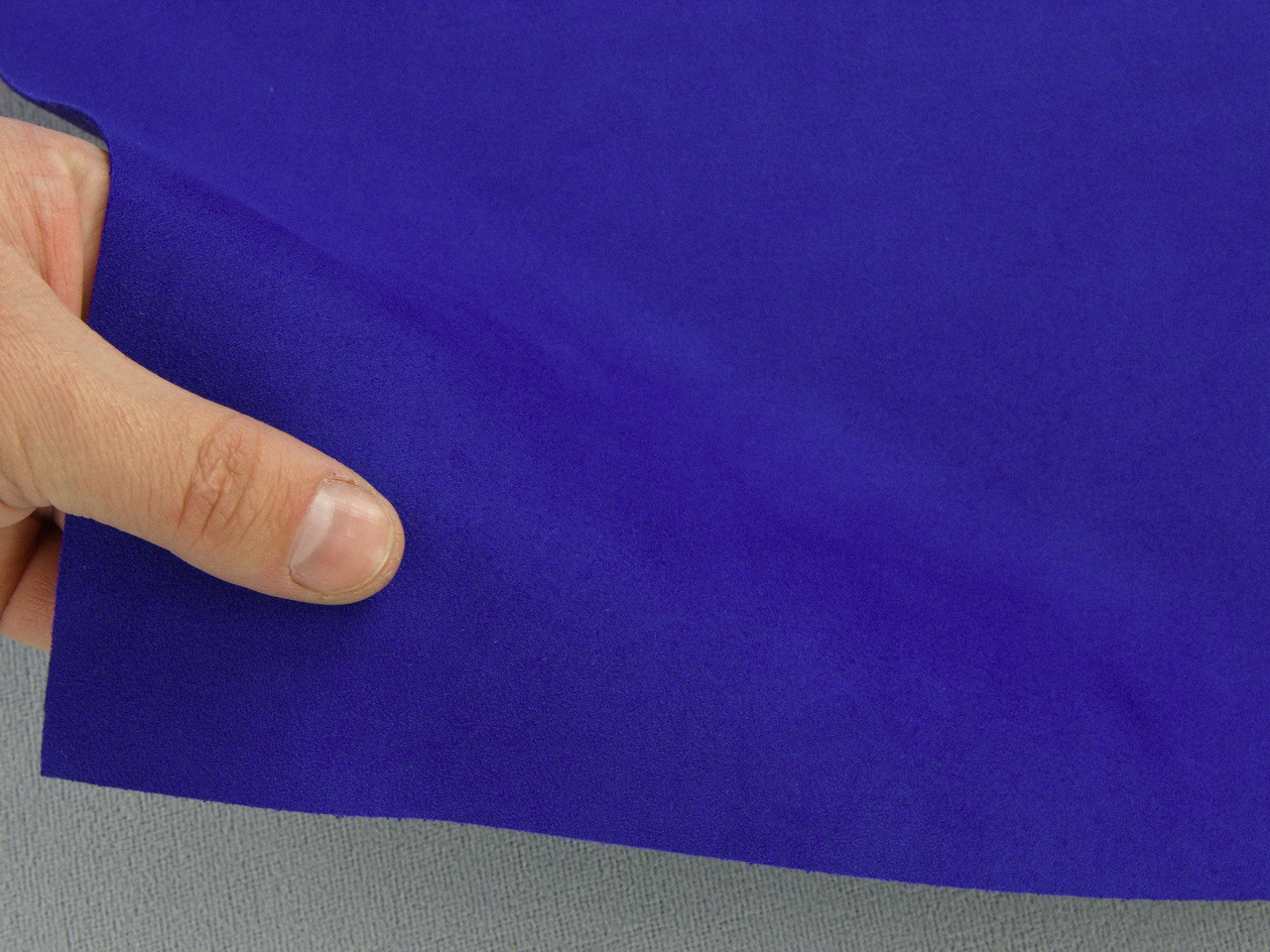 Алькантара Lycra 16013 синяя, без основания, ширина 150см (Турция) детальная фотка