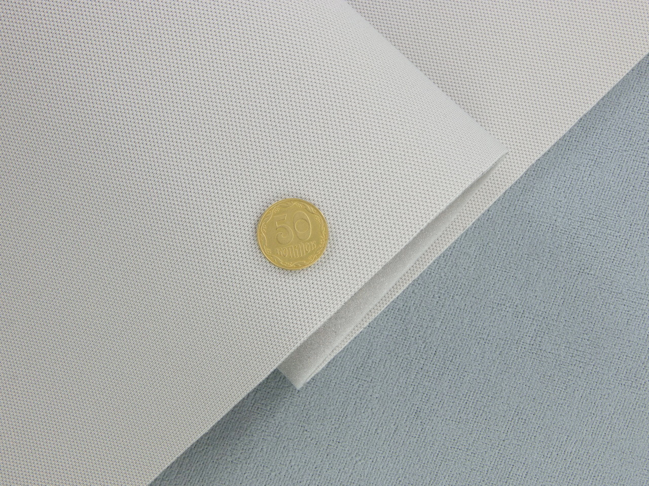 Автоткань потолочная 1021/1 оригинальная на поролоне, цвет светло-серый, толщина 3мм, ширина 156см детальная фотка