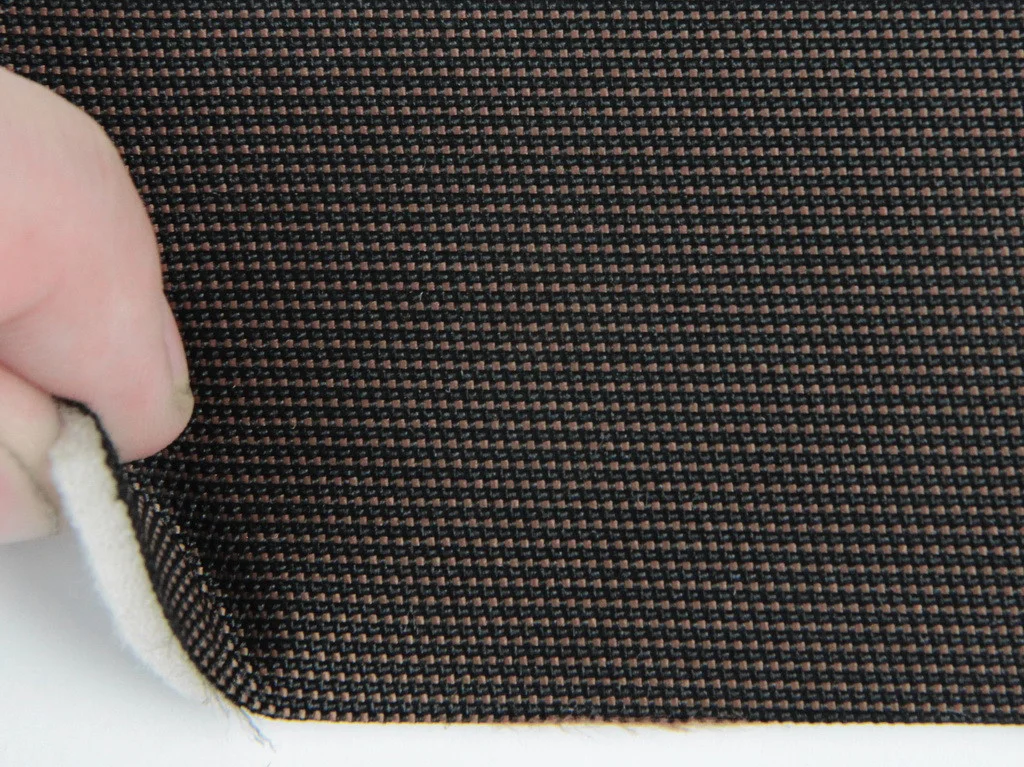 Тканина для сидінь автомобіля, темно-коричнева, на повсті (для бічної частини), Німеччина детальна фотка