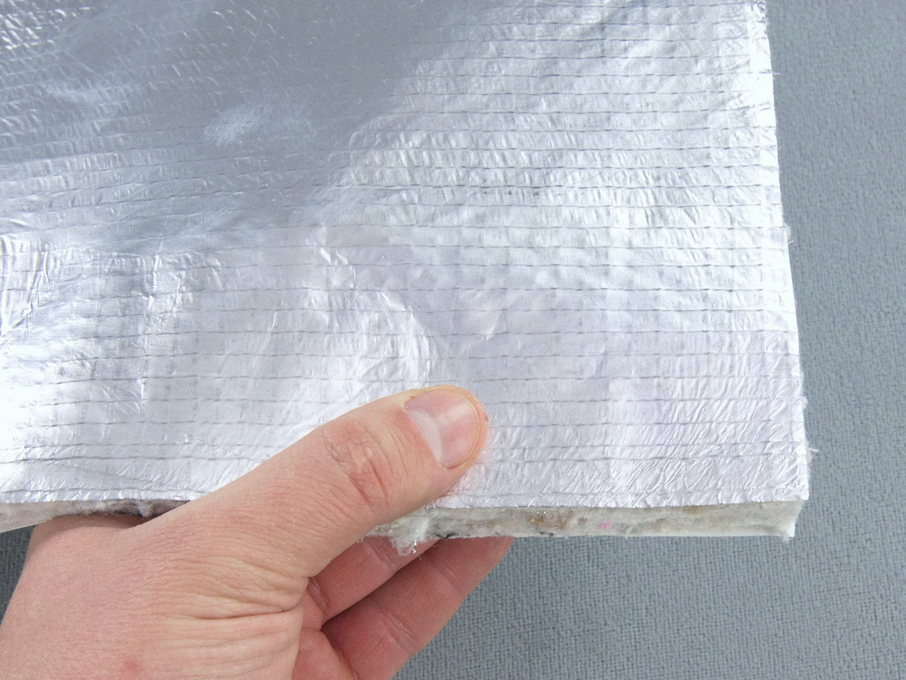 Шумоізоляція повстяна фольгована VOF-10K, вологостійка, самоклейка, товщина 10мм анонс фото