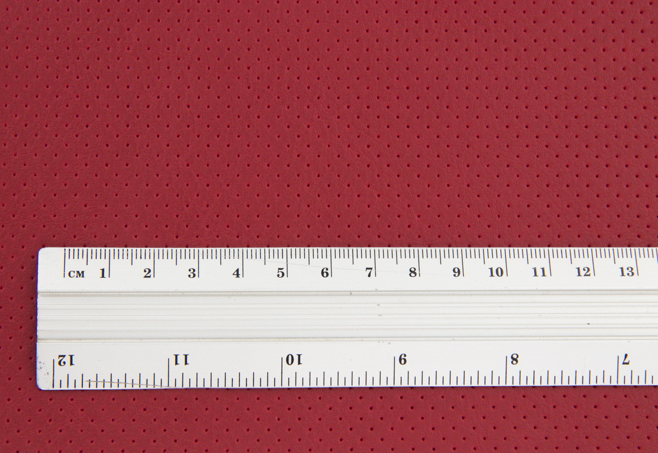 Термовініл псевдо-перфорований бордовий (tk-7n) на каучуковій основі, для перетяжки керма, дверних карт детальна фотка