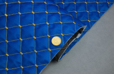 Кожзам стёганый синий «Ромб» (прошитый желтой нитью) дублированный синтепоном и флизелином, ширина 1,35м анонс фото