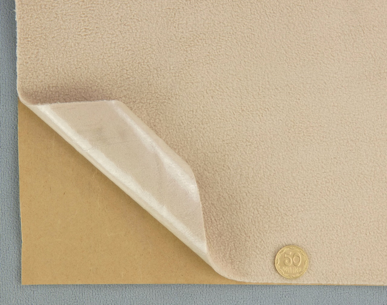 Карпет велюровий Standart кремовий для авто самоклейка, (лист), товщина 2мм, щільність 220г/м2 детальна фотка