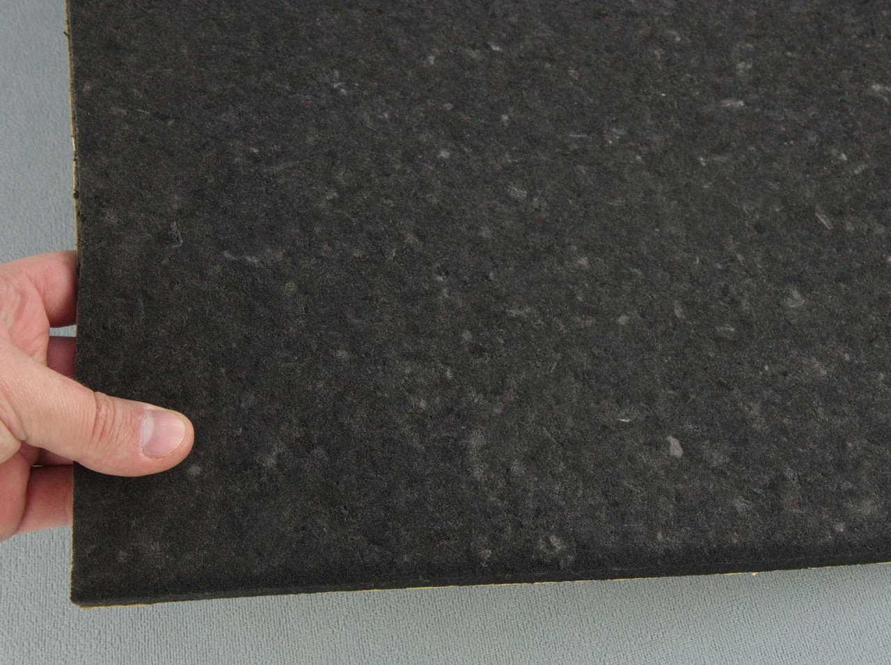 Шумоизоляционный материал Acoustics Faton Black, черный, толщина 8мм, лист 80х50смм детальная фотка