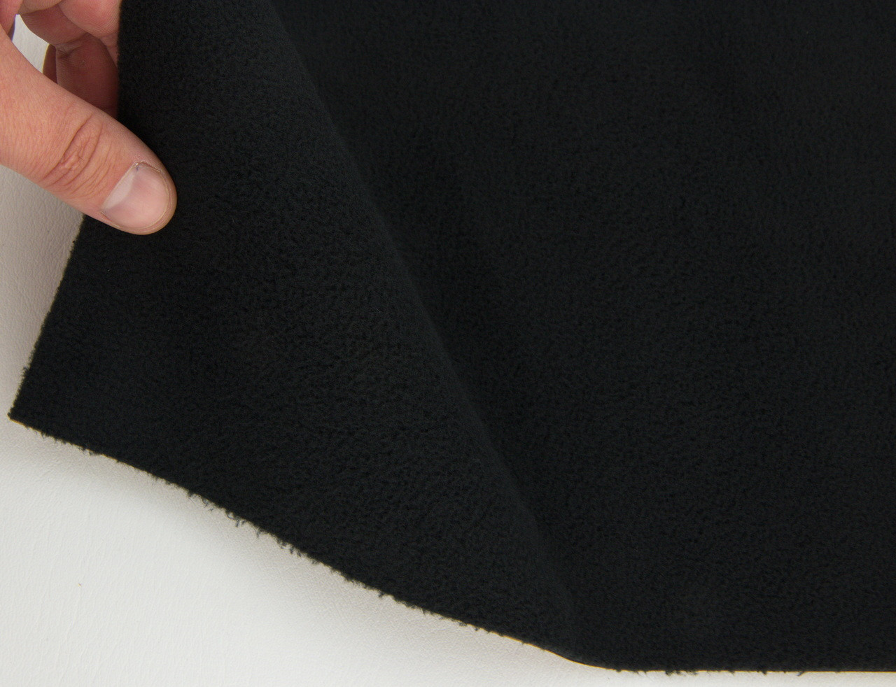 Карпет Lux  велюровый черный для авто самоклейка, листы, толщина 2,5мм детальная фотка